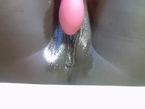 Liza331 online show from October 18, 2025, 5:15 pm