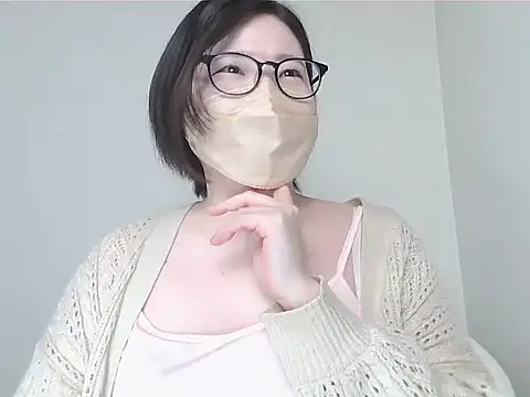 NOA-chan  online show from May 23, 2026, 3:11 pm