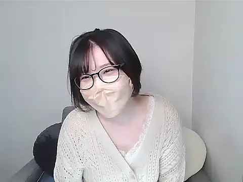 Snapshot of _NOA-chan_ chatting on September 27, 2025, 3:07 pm NOA-chan online show from September 27, 2025, 3:07 pm