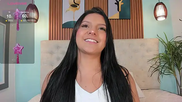 Snapshot of NicolleeEvanss chatting on February 17, 2025, 12:05 pm NicolleeEvanss online show from February 17, 2025, 12:05 pm
