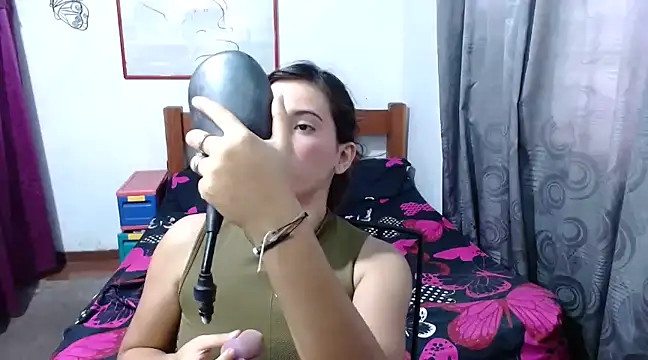 LadyMilk003 online show from January 23, 2025, 3:22 pm
