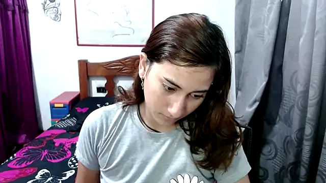 Snapshot of LadyMilk003 chatting on October 18, 2025, 3:36 pm LadyMilk003 online show from October 18, 2025, 3:36 pm