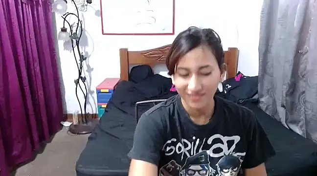 LadyMilk003 online show from March 5, 2025, 2:12 pm