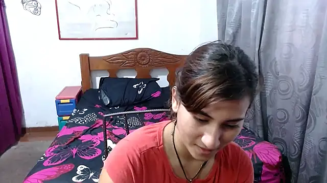 LadyMilk003 online show from January 21, 2025, 3:21 pm