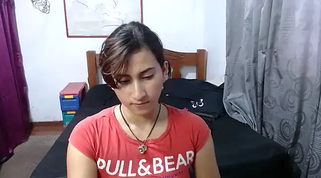 LadyMilk003 online show from February 3, 2025, 6:49 pm