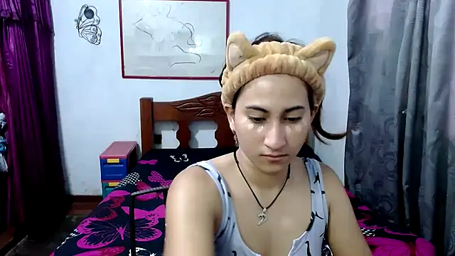LadyMilk003 online show from September 13, 2025, 3:01 pm