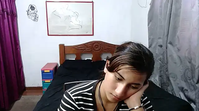 LadyMilk003 online show from February 19, 2025, 4:44 pm