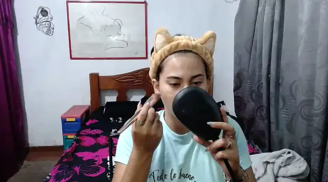 LadyMilk003 online show from January 6, 2025, 4:13 pm