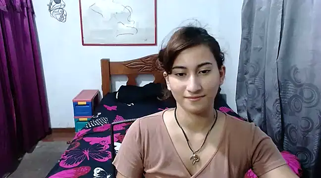 LadyMilk003 online show from January 11, 2025, 6:33 pm