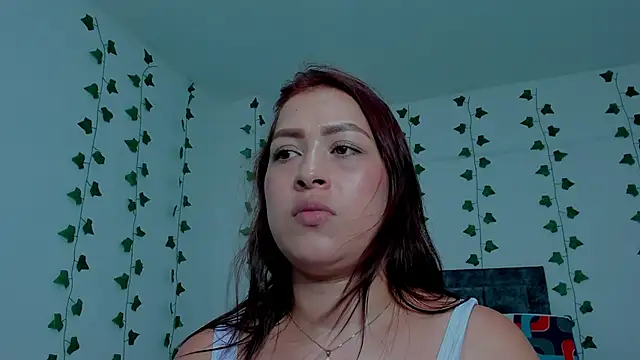 Snapshot of Miaa_Garcia chatting on September 16, 2025, 10:11 pm Miaa Garcia online show from September 16, 2025, 10:11 pm