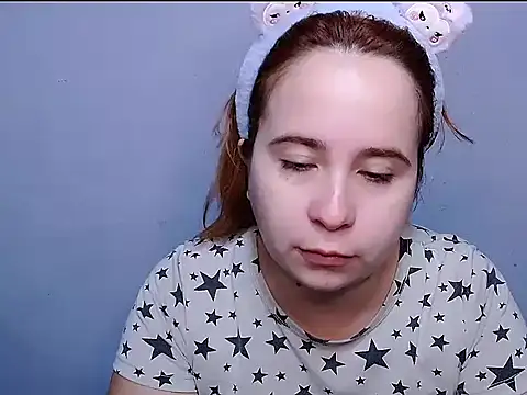 Snapshot of SubLayla01 chatting on October 28, 2025, 5:12 pm SubLayla01 online show from October 28, 2025, 5:12 pm