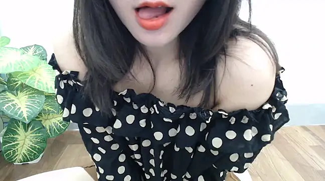 Linn 97 online show from March 3, 2025, 2:22 am