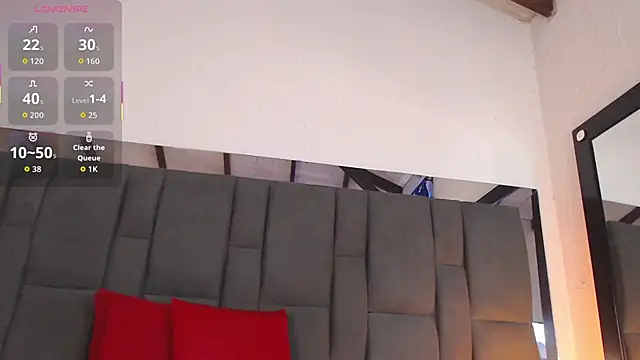 Snapshot of SELENA_BIGBOOBS chatting on September 21, 2025, 2:44 pm SELENA BIGBOOBS online show from September 21, 2025, 2:44 pm