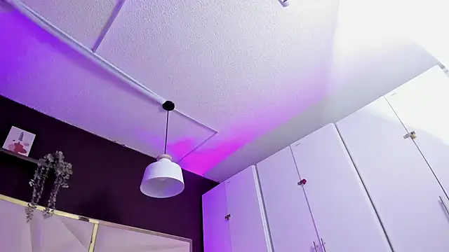 Snapshot of April_bowie chatting on February 20, 2026, 11:34 am April bowie online show from February 20, 2026, 11:34 am