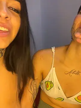 Snapshot of AbbyFtLuna chatting on February 11, 2025, 11:01 pm AbbyFtLuna online show from February 11, 2025, 11:01 pm