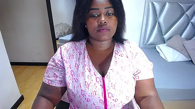 exotic karmella online show from March 7, 2025, 8:44 pm