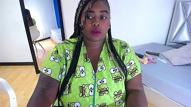 Snapshot of exotic_karmella chatting on October 6, 2025, 8:31 pm exotic karmella online show from October 6, 2025, 8:31 pm