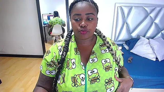 Snapshot of exotic_karmella chatting on October 15, 2025, 4:37 pm exotic karmella online show from October 15, 2025, 4:37 pm