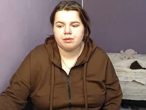 so shy online show from October 25, 2025, 6:23 am