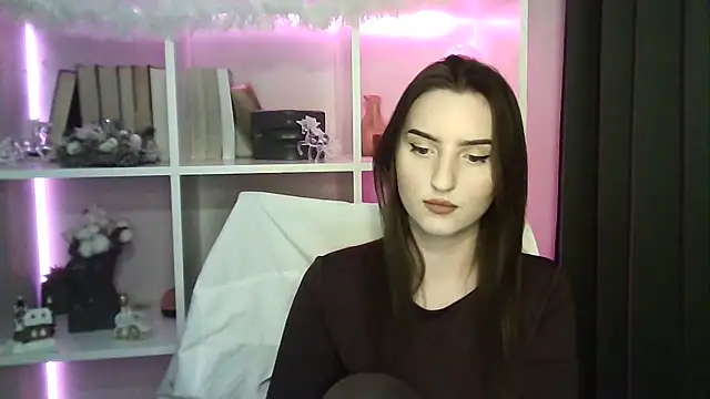 X Alisa online show from December 17, 2025, 7:19 pm