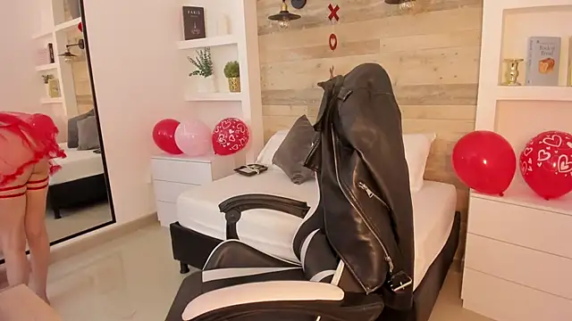 Snapshot of candy_summer28 chatting on February 14, 2026, 7:25 pm candy summer28 online show from February 14, 2026, 7:25 pm