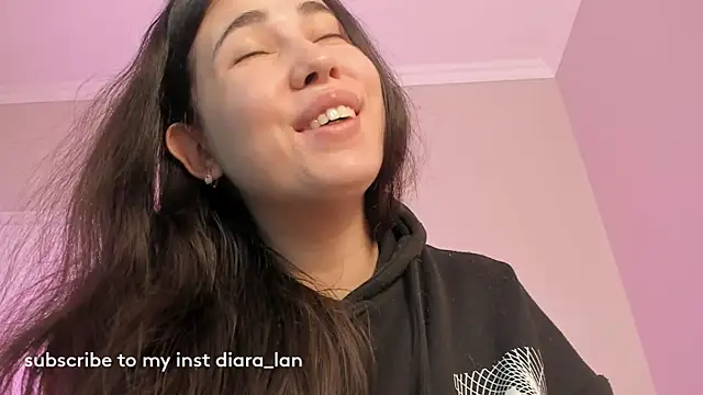 Snapshot of hoa_lan chatting on October 13, 2025, 3:41 am hoa lan online show from October 13, 2025, 3:41 am