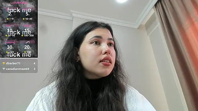 Snapshot of hoa_lan chatting on March 14, 2025, 5:27 am hoa lan online show from March 14, 2025, 5:27 am