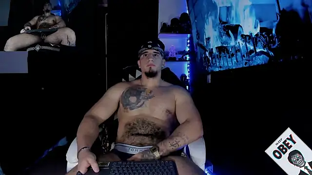 kingbear777 online show from February 6, 2025, 11:15 pm