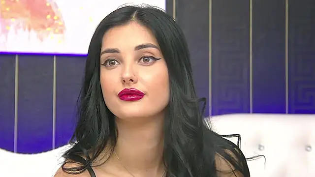 Snapshot of SophiaVilner chatting on September 24, 2025, 7:09 pm SophiaVilner online show from September 24, 2025, 7:09 pm