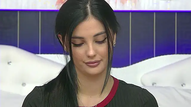 Snapshot of SophiaVilner chatting on September 26, 2025, 6:26 pm SophiaVilner online show from September 26, 2025, 6:26 pm