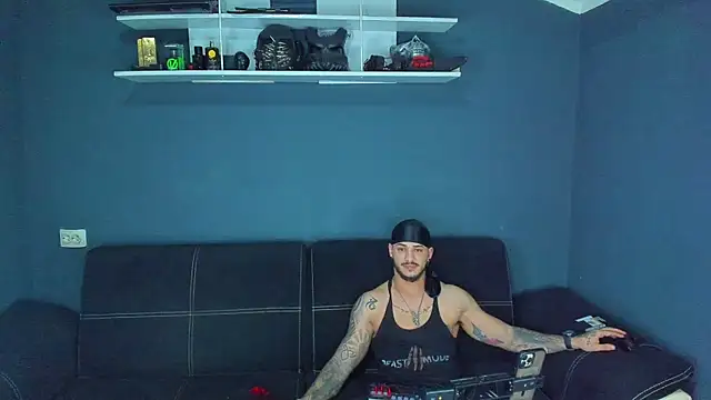 chrismaster12 online show from February 23, 2025, 11:36 pm