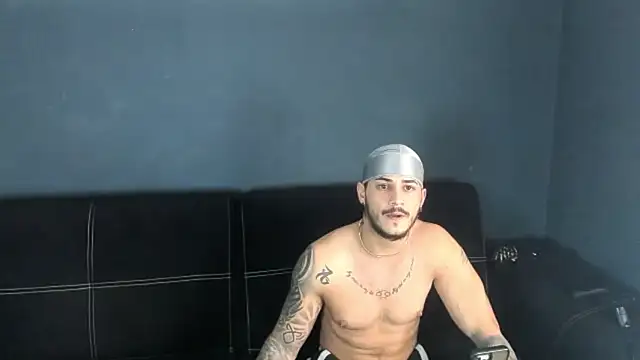 chrismaster12 online show from February 17, 2025, 2:49 pm