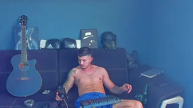 chrismaster12 online show from March 12, 2025, 2:34 pm