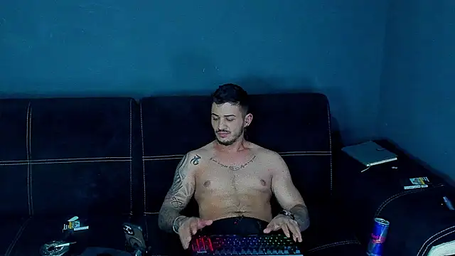 chrismaster12 online show from March 20, 2025, 12:22 pm