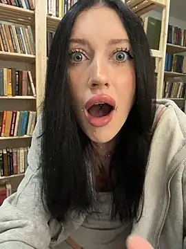 Snapshot of Melissa_crazy chatting on May 15, 2026, 4:49 pm Melissa crazy online show from May 15, 2026, 4:49 pm