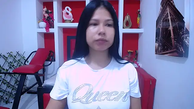 Letty Plugxo online show from October 20, 2025, 12:27 pm