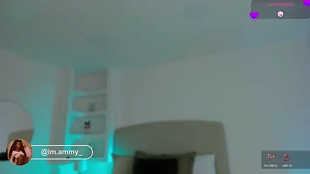 Snapshot of Ammy_xx chatting on December 17, 2025, 8:03 pm Ammy xx online show from December 17, 2025, 8:03 pm