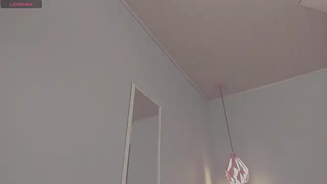 ScarletGV online show from March 6, 2025, 5:35 am