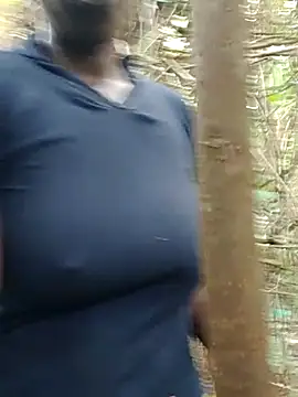 Snapshot of hotpussy-11 chatting on October 19, 2025, 6:05 am hotpussy-11 online show from October 19, 2025, 6:05 am