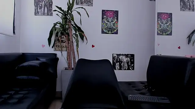 Snapshot of alice_greco chatting on February 28, 2026, 6:07 pm alice greco online show from February 28, 2026, 6:07 pm