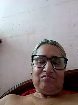 Snapshot of _candi chatting on September 17, 2025, 12:18 pm  candi online show from September 17, 2025, 12:18 pm