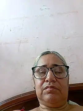 Snapshot of _candi chatting on October 1, 2025, 6:56 pm  candi online show from October 1, 2025, 6:56 pm