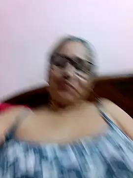 Snapshot of _candi chatting on September 23, 2025, 5:25 am  candi online show from September 23, 2025, 5:25 am