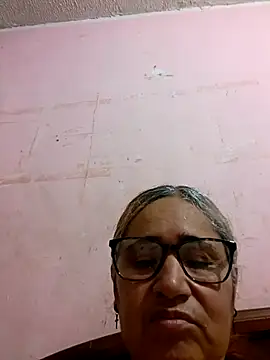 Snapshot of _candi chatting on October 1, 2025, 5:12 am  candi online show from October 1, 2025, 5:12 am