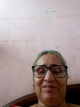  candi online show from November 13, 2025, 6:34 pm