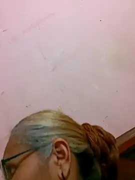 Snapshot of _candi chatting on October 7, 2025, 1:17 am  candi online show from October 7, 2025, 1:17 am