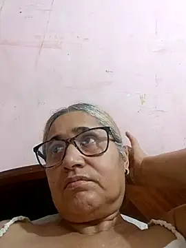 Snapshot of _candi chatting on October 26, 2025, 10:21 pm  candi online show from October 26, 2025, 10:21 pm