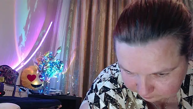 Snapshot of amorelara chatting on June 24, 2026, 4:11 am amorelara online show from June 24, 2026, 4:11 am