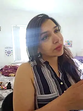 AfghanPrincess online show from April 19, 2026, 11:44 am