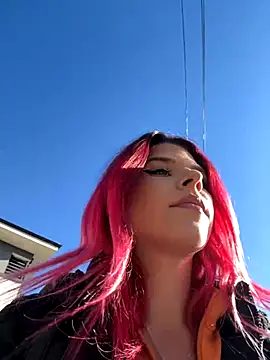 Snapshot of RiriRoseey chatting on October 20, 2025, 7:09 am RiriRoseey online show from October 20, 2025, 7:09 am